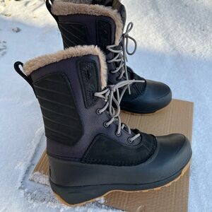 The North Face Women's Black Winter Boots sz 6.5-7
